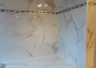 Faïence Effet marbre Salle de Bain