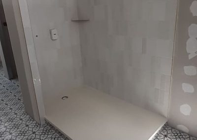 Pose Faïence mur de Douche et Baignoire format 6.5x20 | J.T Carrelage
