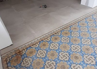 pose carrelage au sol format 90x90 à la cale sur Chape Traditionnelle | J.T Carrelage